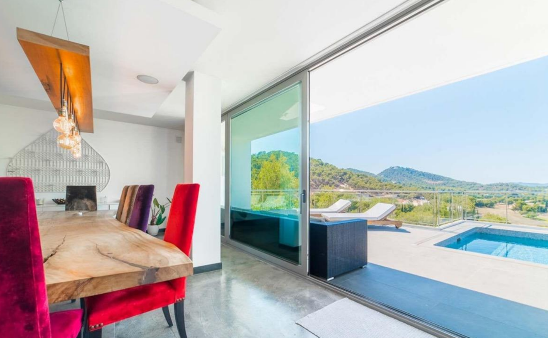 luxury-villa-ibiza-dining-area-pool-view