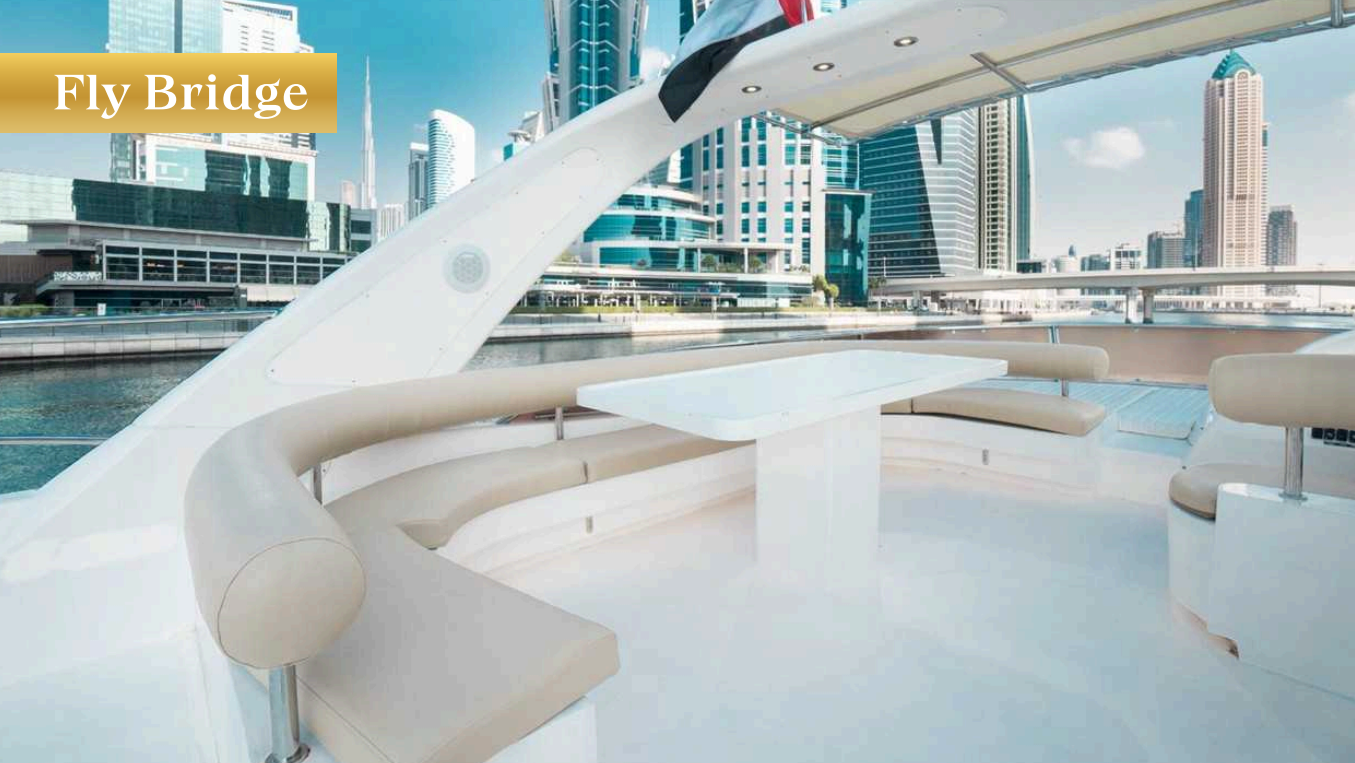 luxury-yacht-fly-bridge-dining
