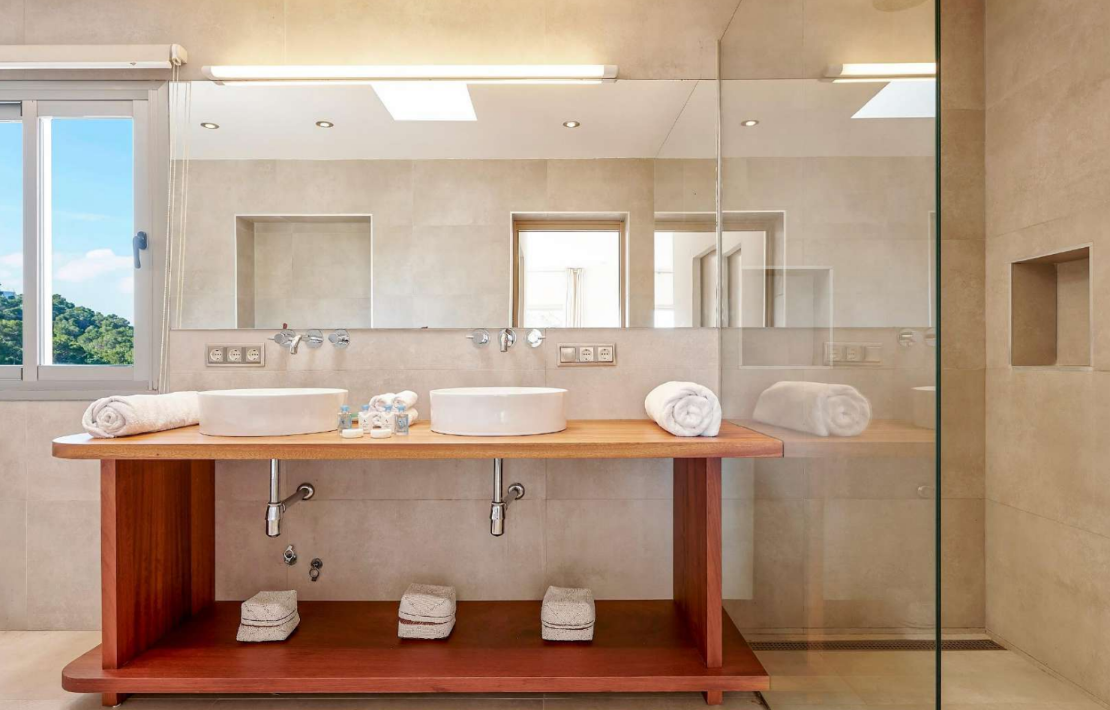 luxury-bathroom-ibiza-villa-modern-design